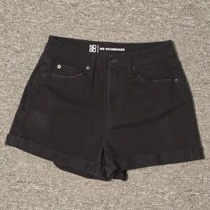 No Boundaries High Waisted‎ Cuffed Black Denim Shorts Casual Size 7